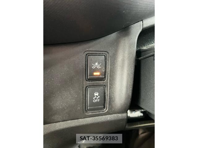 Nissan SERENA 2018-05 7562824-18