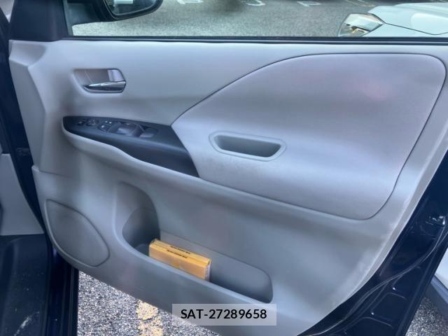 Nissan SERENA 2016-11 7562825-10