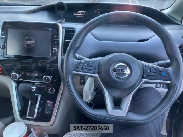 Nissan SERENA 2016-11 7562825-12