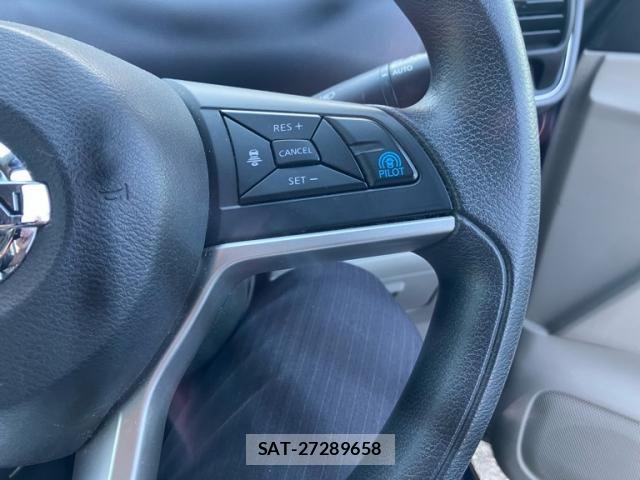 Nissan SERENA 2016-11 7562825-14