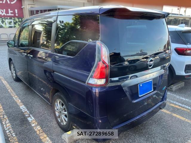 Nissan SERENA 2016-11 7562825-2