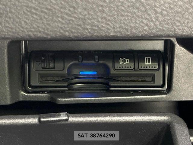 Nissan SERENA 2019-07 7562808-6