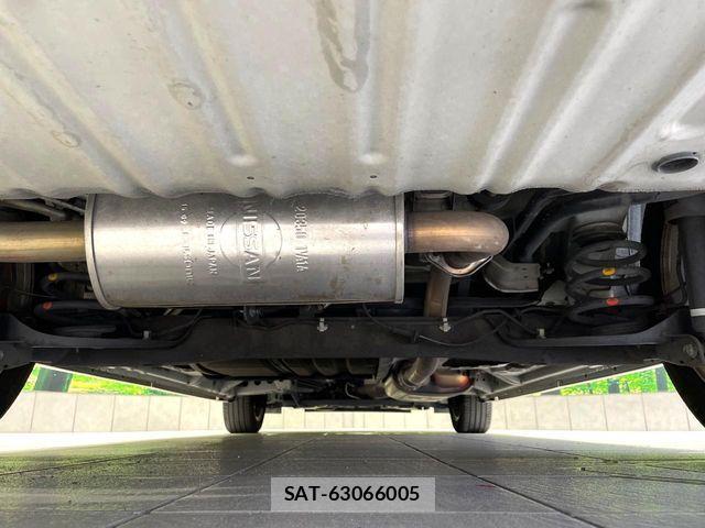 Nissan SERENA 2015-12 7562822-18