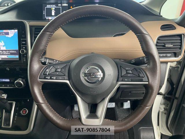 Nissan SERENA 2016-11 7562812-10