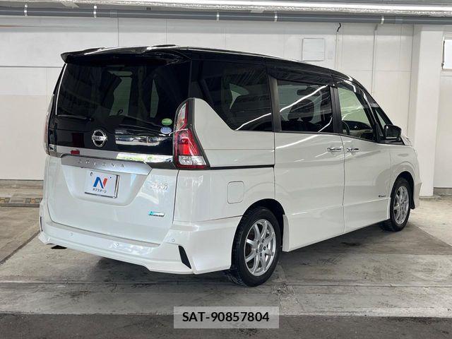 Nissan SERENA 2016-11 7562812-16