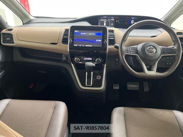 Nissan SERENA 2016-11 7562812-1
