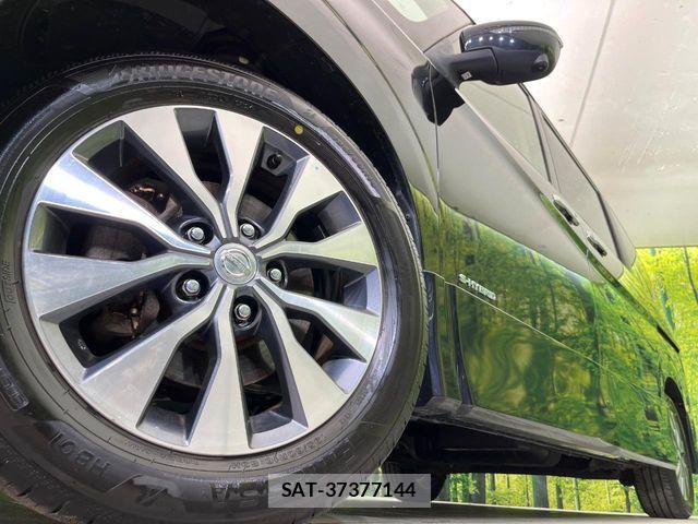 Nissan SERENA 2018-09 7562813-12