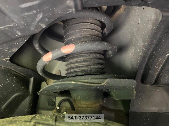 Nissan SERENA 2018-09 7562813-19