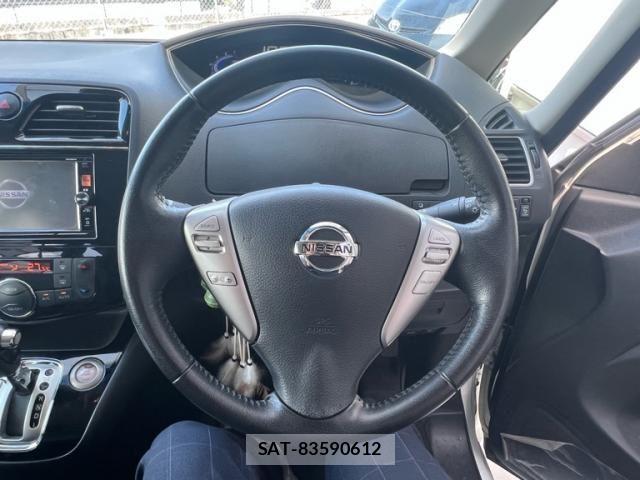 Nissan SERENA 2016-02 7562827-12