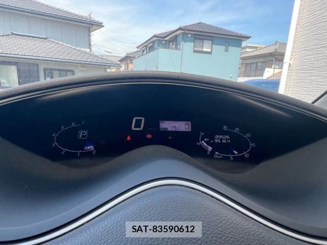 Nissan SERENA 2016-02 7562827-18