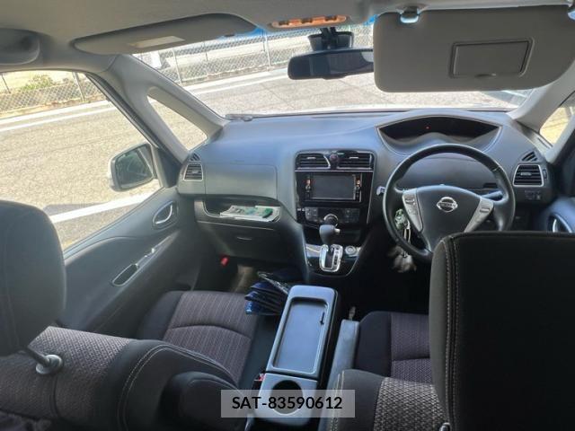 Nissan SERENA 2016-02 7562827-8