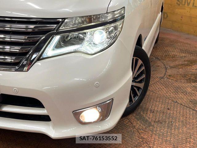 Nissan SERENA 2014-08 7562819-12
