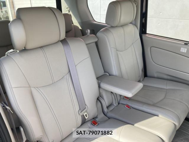 Nissan SERENA 2015-06 7562814-22