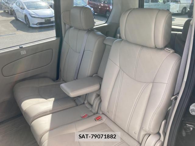Nissan SERENA 2015-06 7562814-26