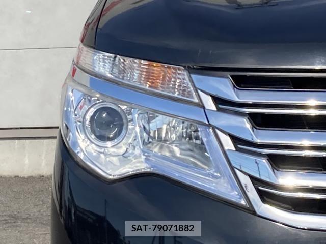 Nissan SERENA 2015-06 7562814-8