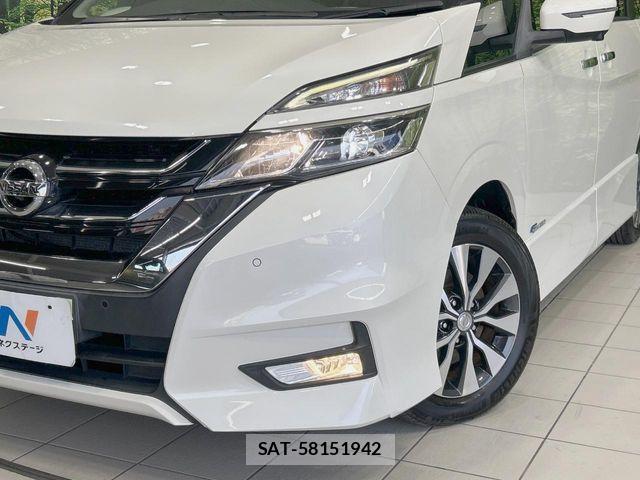 Nissan SERENA 2018-03 7562820-12