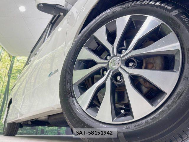 Nissan SERENA 2018-03 7562820-13