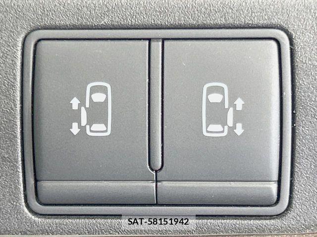 Nissan SERENA 2018-03 7562820-6