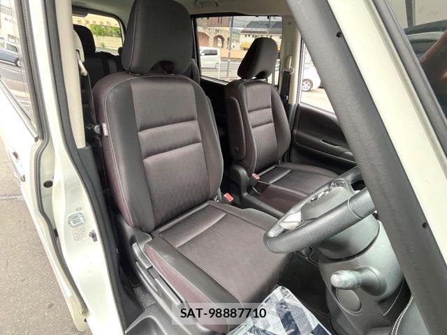 Nissan SERENA 2018-02 7562811-8