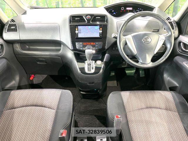 Nissan SERENA 2014-10 7619938-1