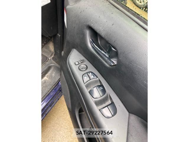 Nissan SERENA 2016-11 7619949-10