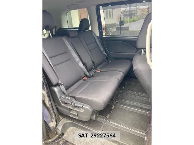 Nissan SERENA 2016-11 7619949-18