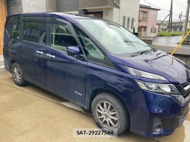 Nissan SERENA 2016-11 7619949-1