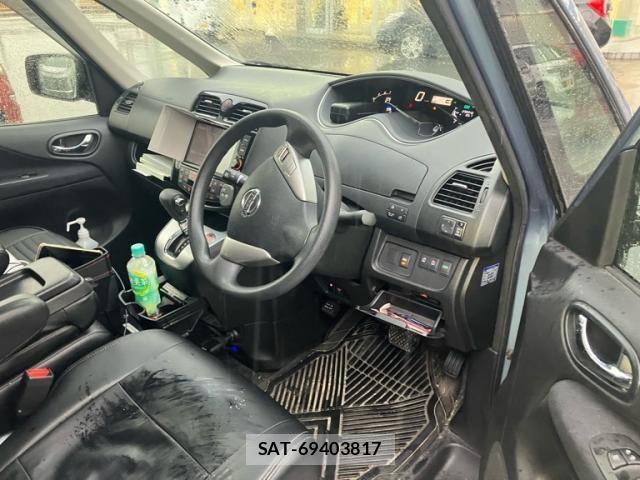 Nissan SERENA 2014-06 7619965-17