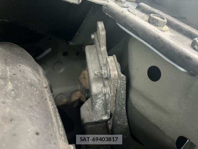 Nissan SERENA 2014-06 7619965-28