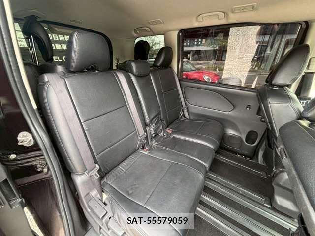Nissan SERENA 2018-01 7619924-15