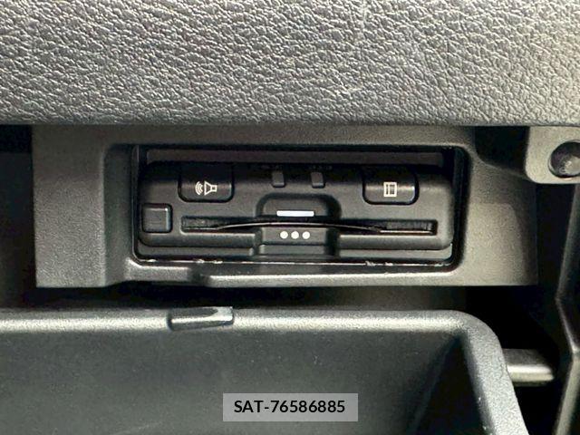 Nissan SERENA 2021-08 7619884-4