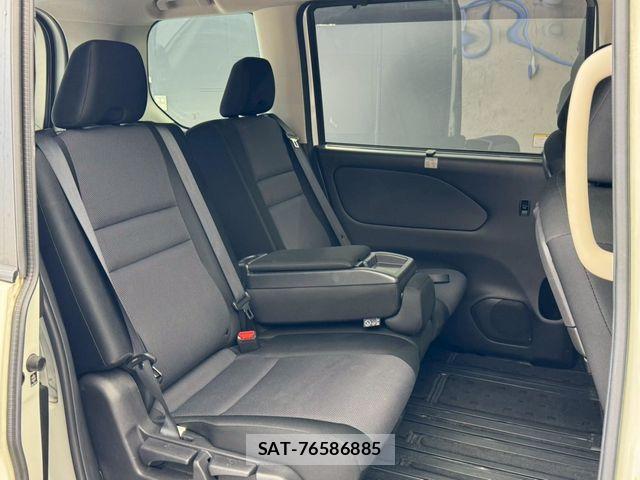 Nissan SERENA 2021-08 7619884-6