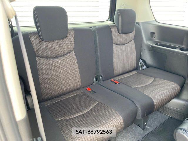 Nissan SERENA 2015-03 7619932-9