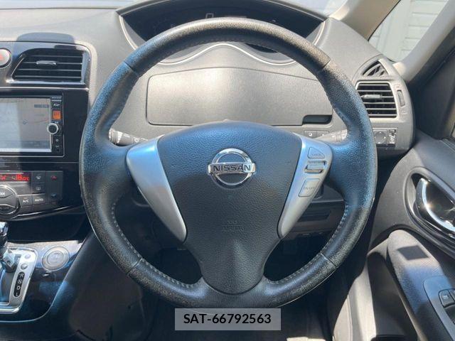 Nissan SERENA 2015-03 7619932-11