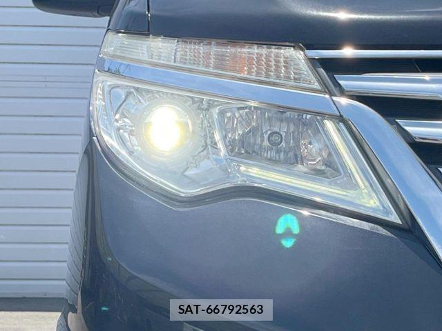 Nissan SERENA 2015-03 7619932-12