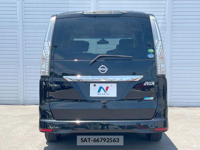 Nissan SERENA 2015-03 7619932-15