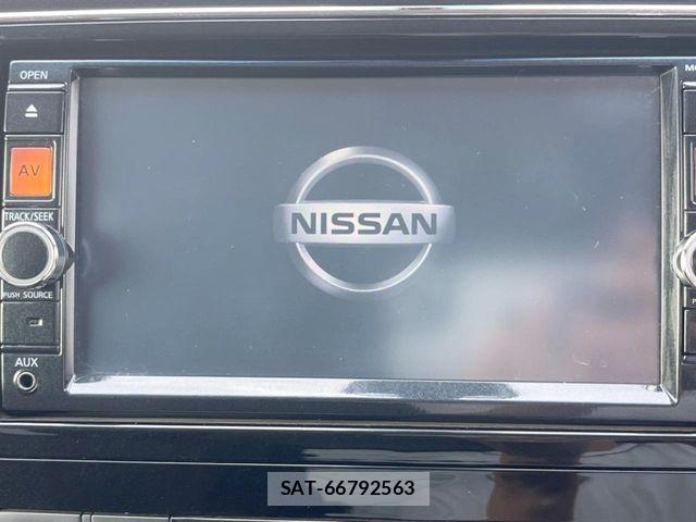 Nissan SERENA 2015-03 7619932-3