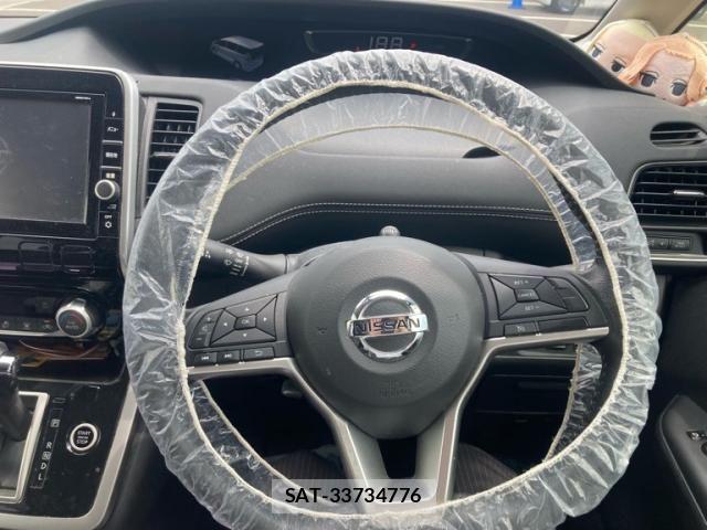 Nissan SERENA 2017-07 7619939-17