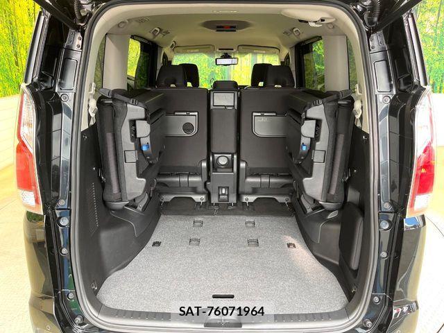 Nissan SERENA 2019-07 7619896-10