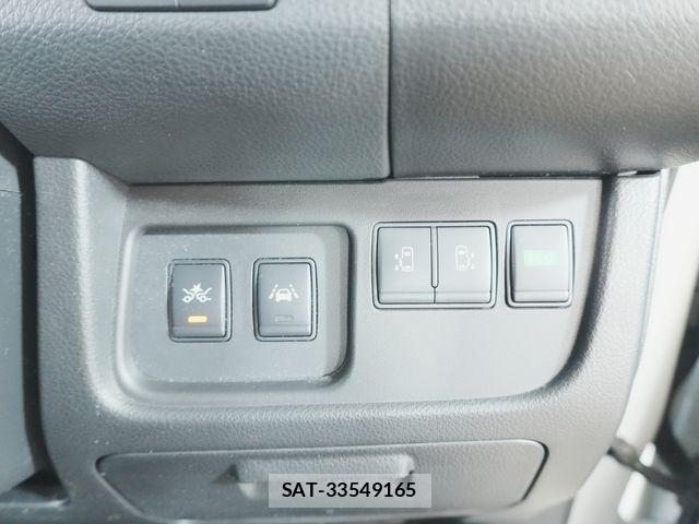 Nissan SERENA 2016-03 7619925-13