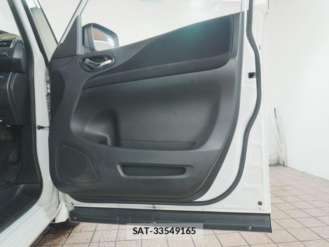 Nissan SERENA 2016-03 7619925-15