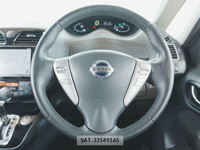 Nissan SERENA 2016-03 7619925-8