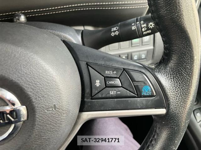 Nissan SERENA 2017-07 7619920-18
