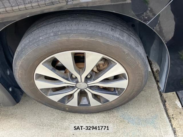 Nissan SERENA 2017-07 7619920-2