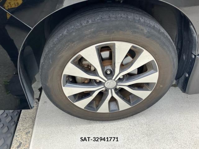 Nissan SERENA 2017-07 7619920-3