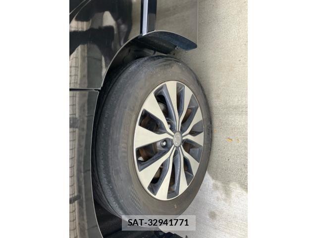Nissan SERENA 2017-07 7619920-4