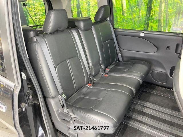 Nissan SERENA 2019-04 7619898-8