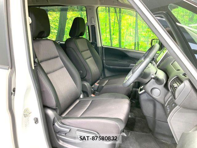 Nissan SERENA 2018-09 7619887-7
