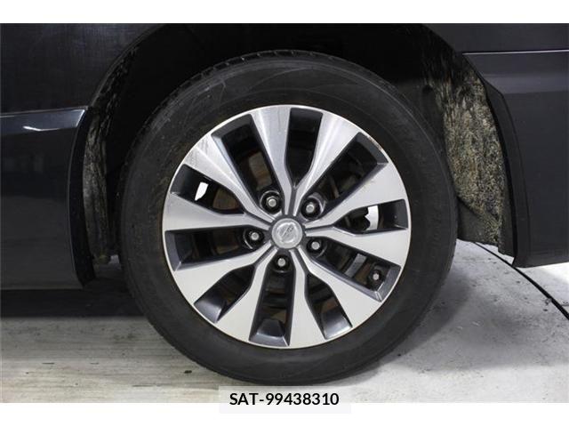 Nissan SERENA 2017-03 7619926-24