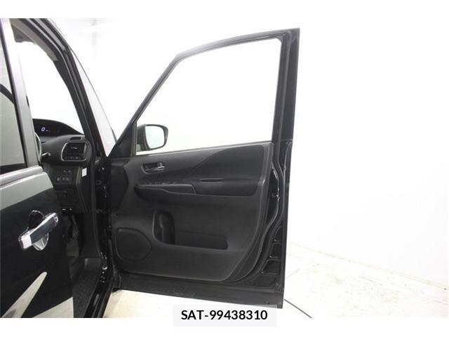 Nissan SERENA 2017-03 7619926-29